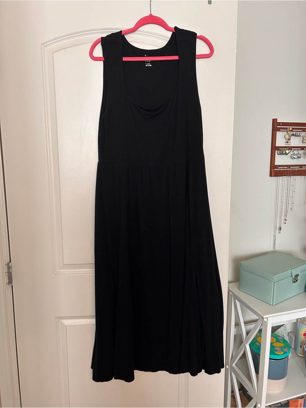 a new day Black Sleeveless Midi Dress